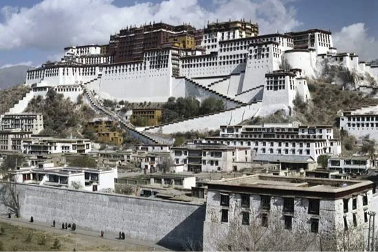 8D7N TIBET ~ CHENGDU/NYINGCHI/YAMDROKTSO (EX KUL) (G)