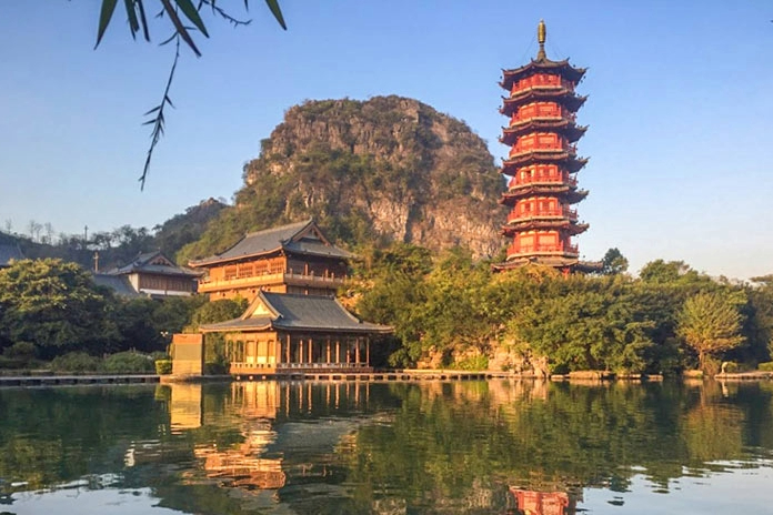 5D4N GUILIN / YANGSHUO /LONGSHENG BUNI RICE TERRACES(EX KUL) (G)