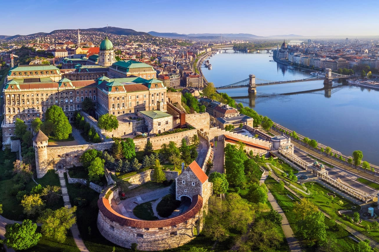 11D9N EASTERN EUROPE SERIES (EX KUL) (E)